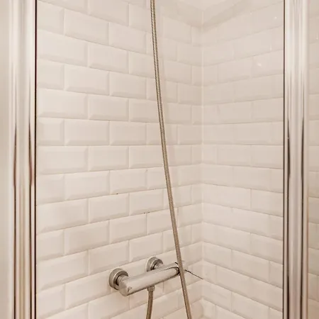 Olarias Steps | A Mouraria Apartamento